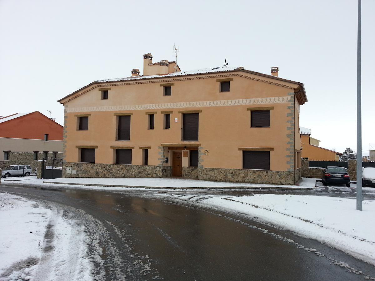 Hotel Rural La Casa Del Tio Telesforo Trescasas Eksteriør billede