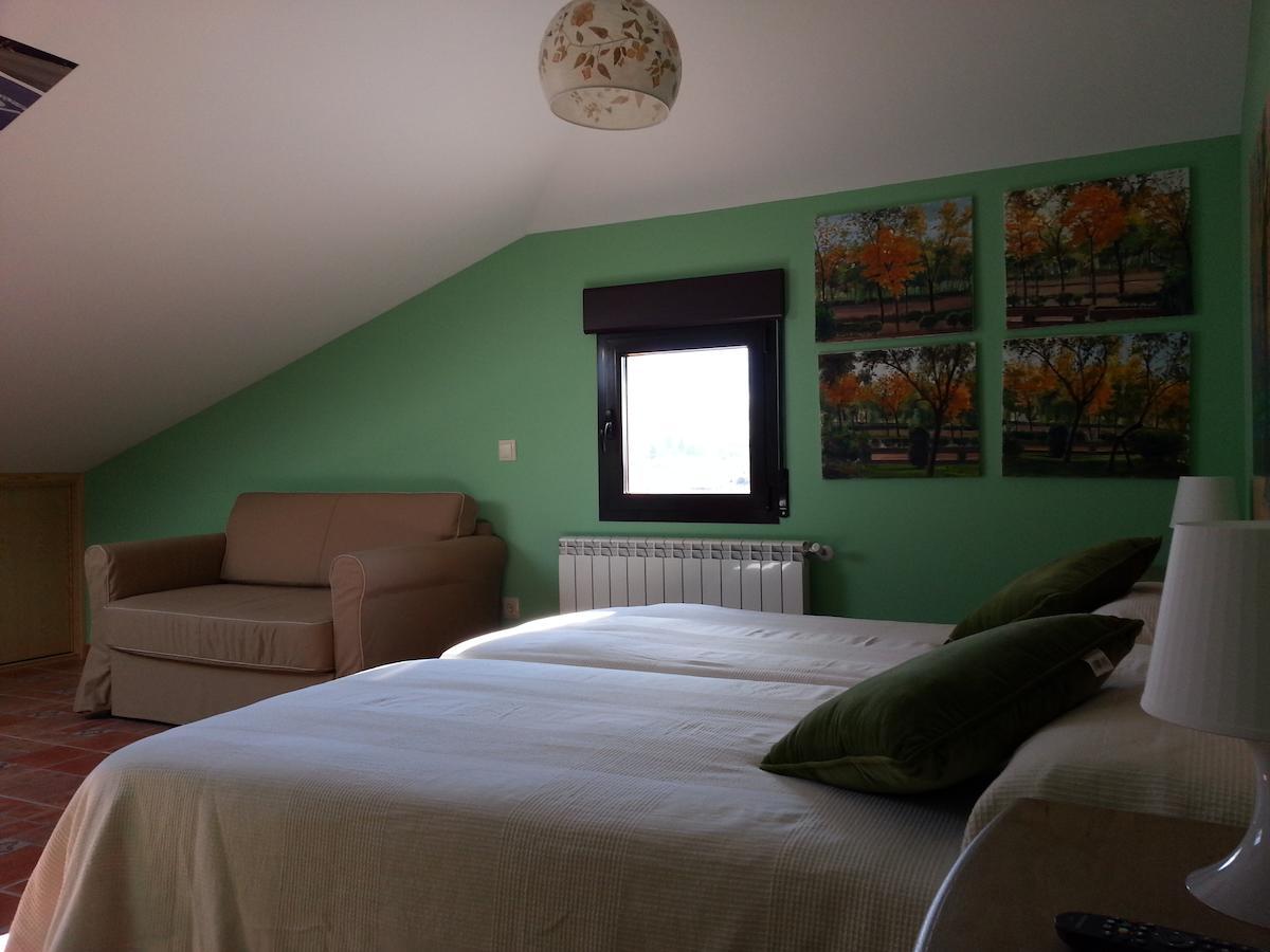 Hotel Rural La Casa Del Tio Telesforo Trescasas Eksteriør billede