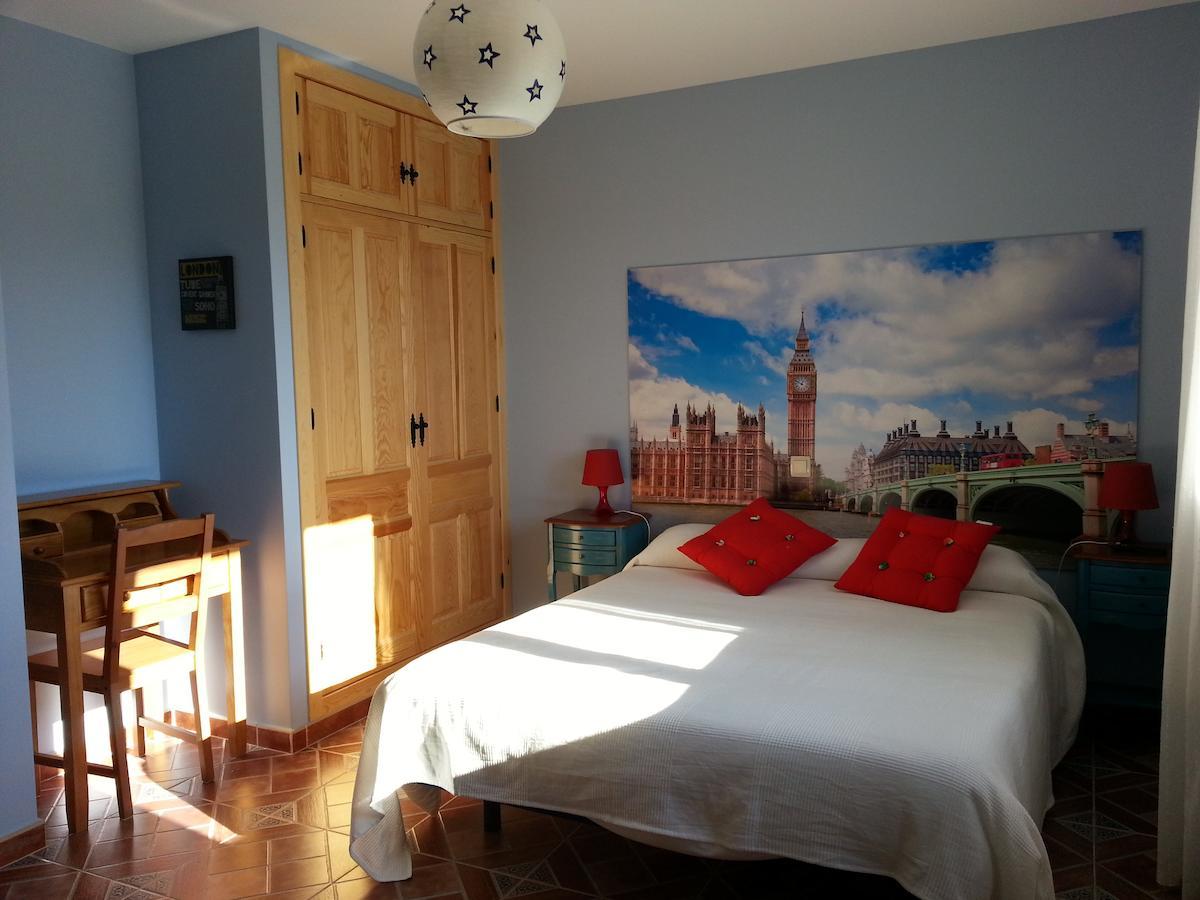 Hotel Rural La Casa Del Tio Telesforo Trescasas Værelse billede